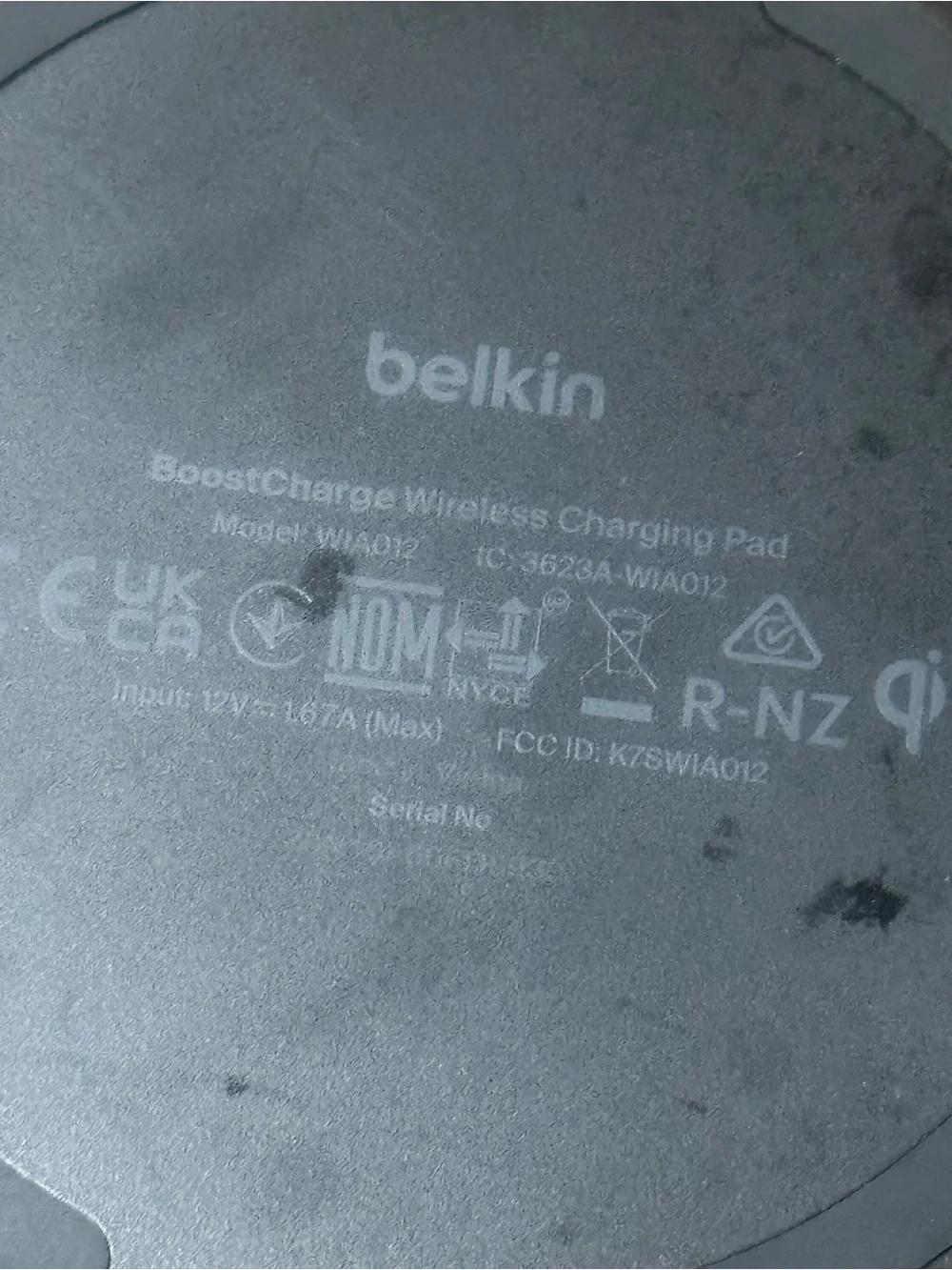 Belkin 15W BoostCharge Wireless Charging Pad Cell Phone Travel Friendly Compact